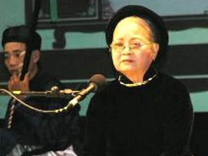 Le maître Pho Thi Kim Duc (Source: baodatviet.vn)